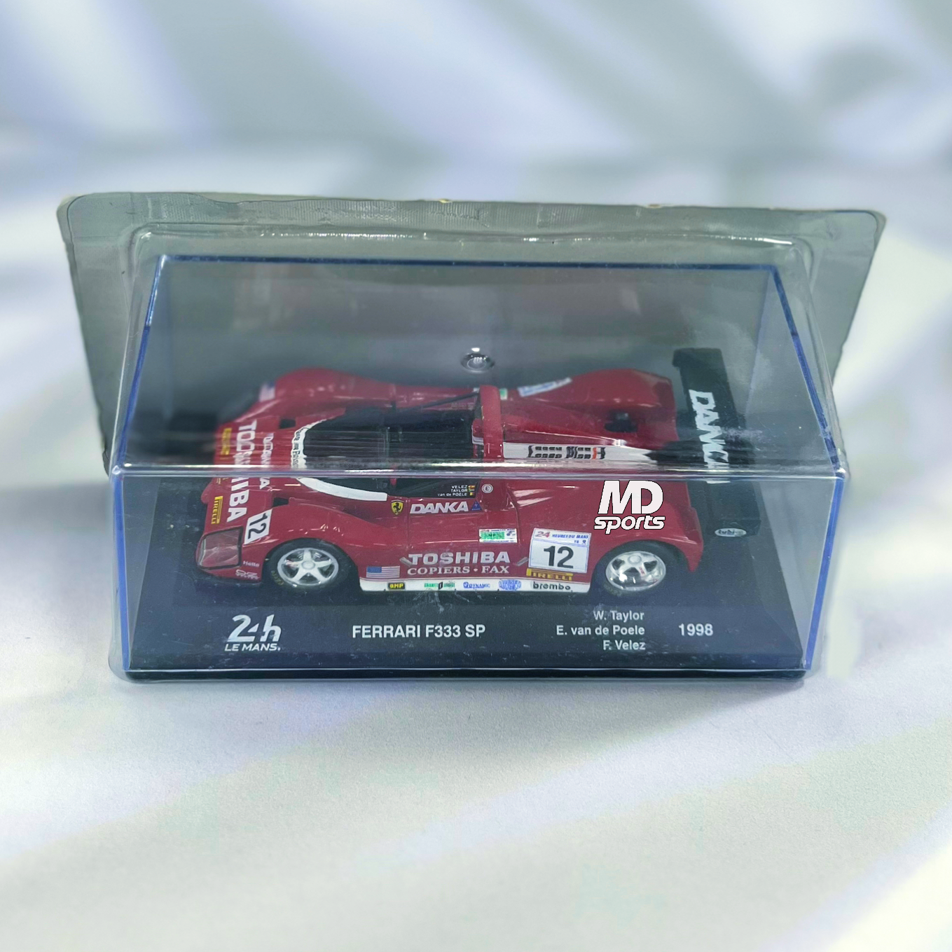 Ferrari F333 LM #12 LeMans 1998 Caja Acrílica Edicola 1:43