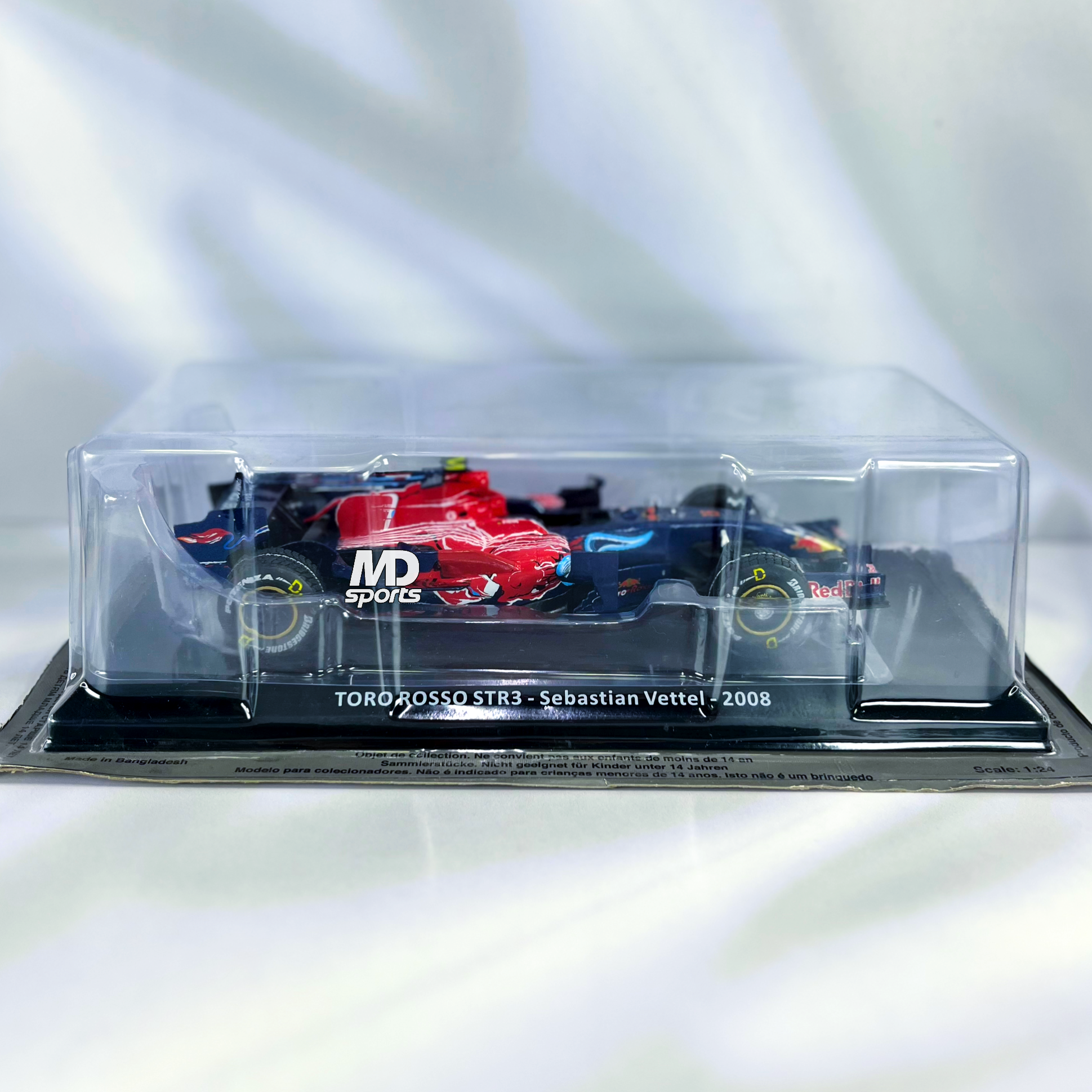Toro Rosso STR3 #15 Sebastian Vettel 2008 Caja Normal Edicola 1:24
