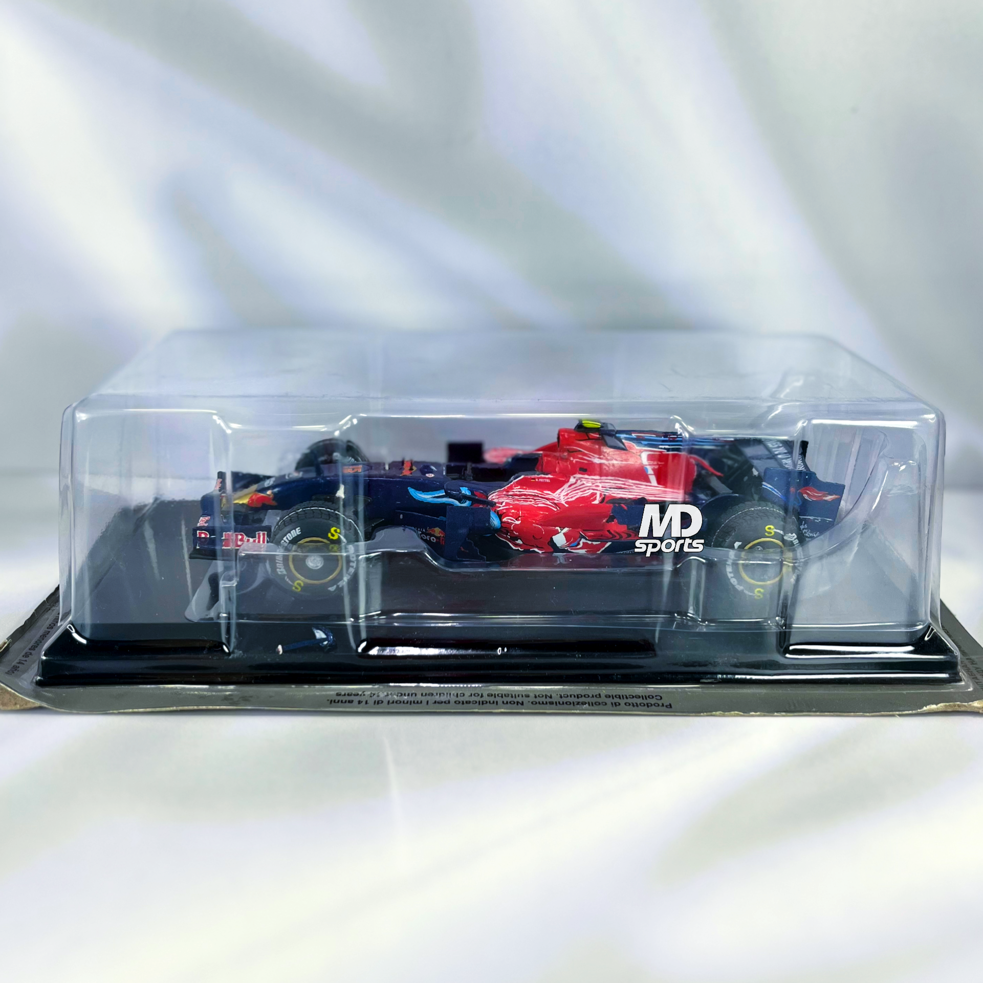 Toro Rosso STR3 #15 Sebastian Vettel 2008 Caja Normal Edicola 1:24