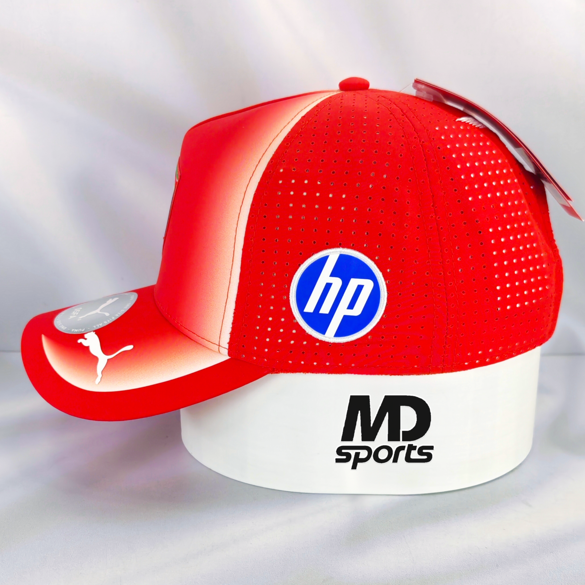 Gorro PUMA Oficial Scuderia Ferrari HP Lewis Hamilton 2026 Rojo - Imagen 3