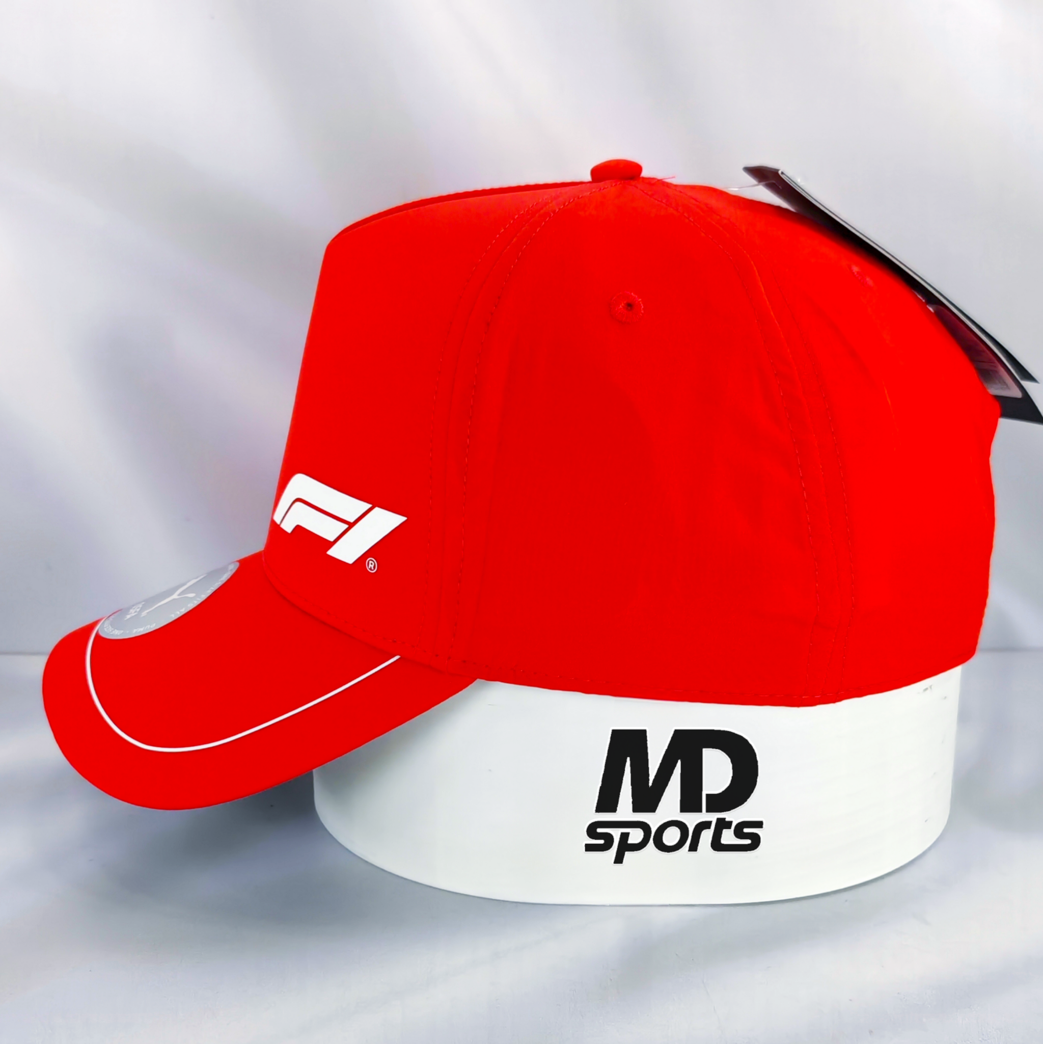 Gorro PUMA Oficial Formula 1 Logotipo F1 Tech 2026 Rojo - Imagen 4