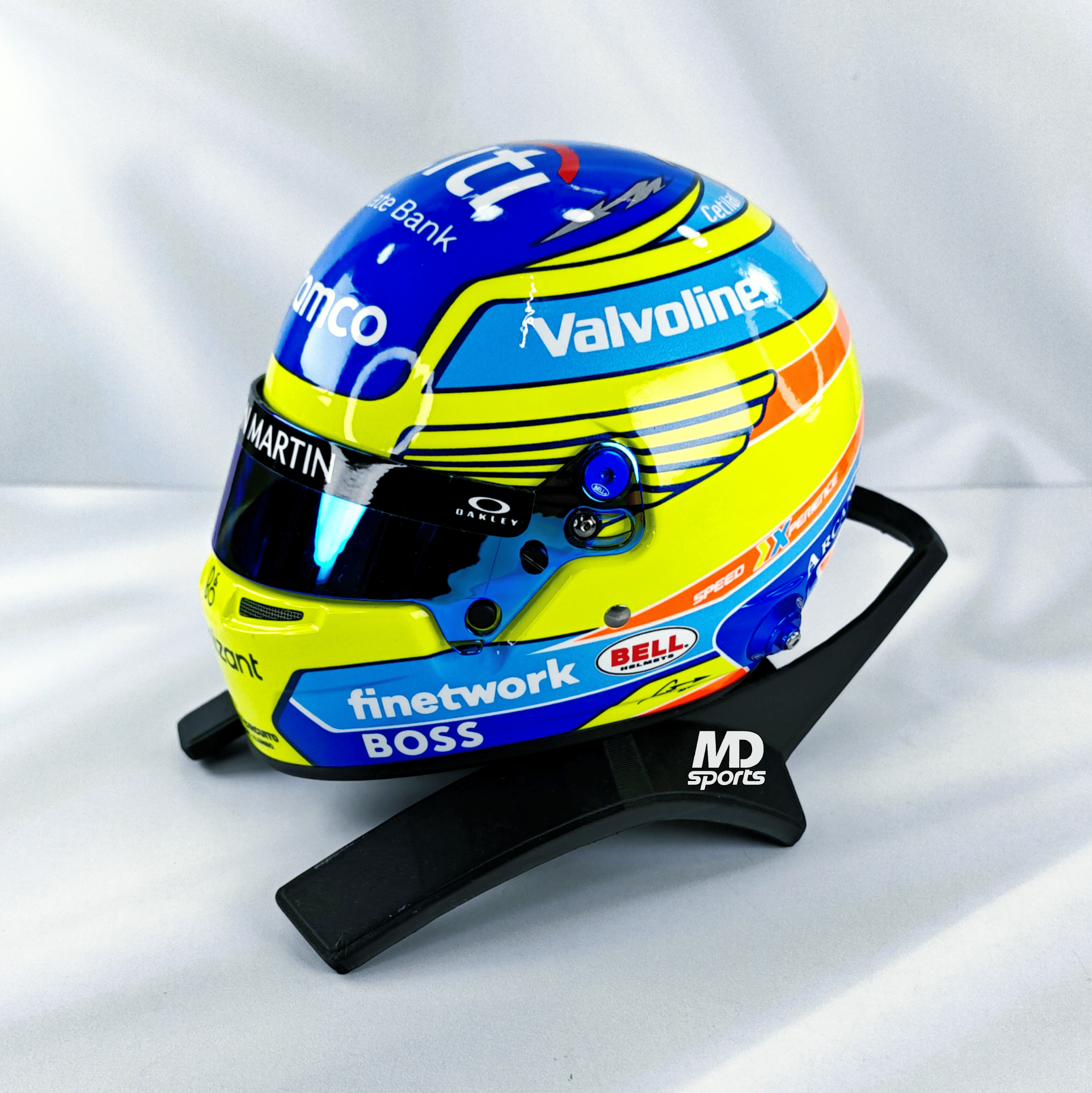 Base Casco HANS Formula 1 Escala 1:2