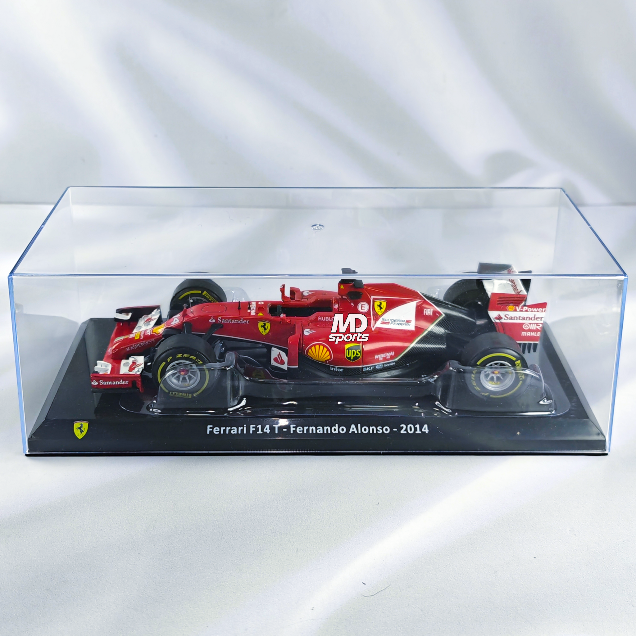 Ferrari F14T 2014 #14 Fernando Alonso Caja Acrilica Premium Collect 1:24
