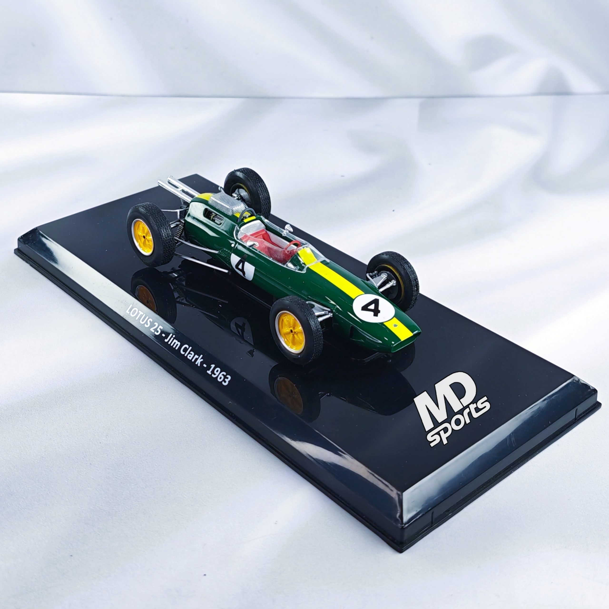 Lotus 25 1963 #4 Jim Clark Caja Normal Premium Collect 1:24