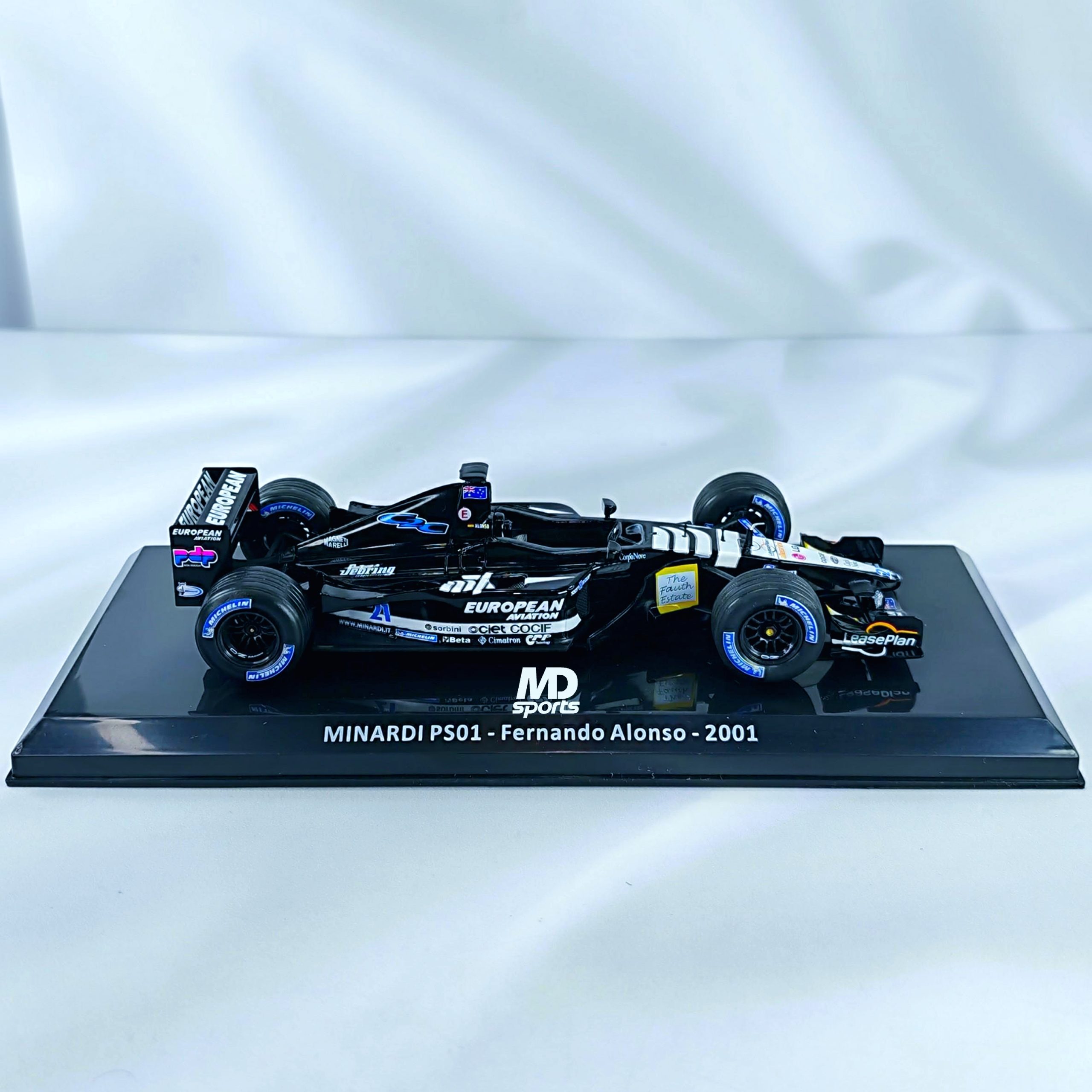 Minardi PS01 2001 #21 Fernando Alonso Caja Normal Premium Collect 1:24