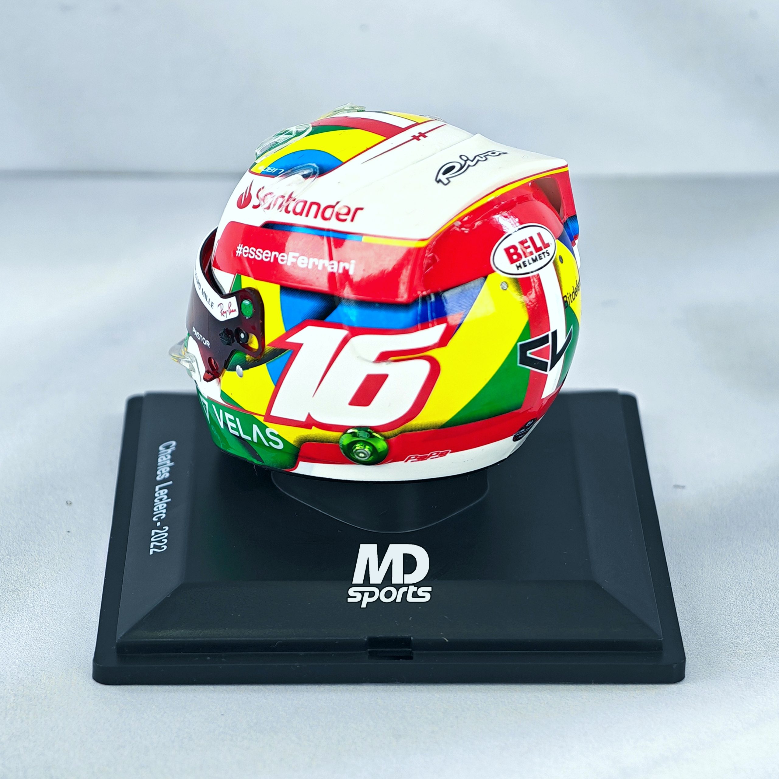 Casco Formula 1 Charles Leclerc Ferrari GP Brasil 2022 Spark 1:5 - Imagen 3