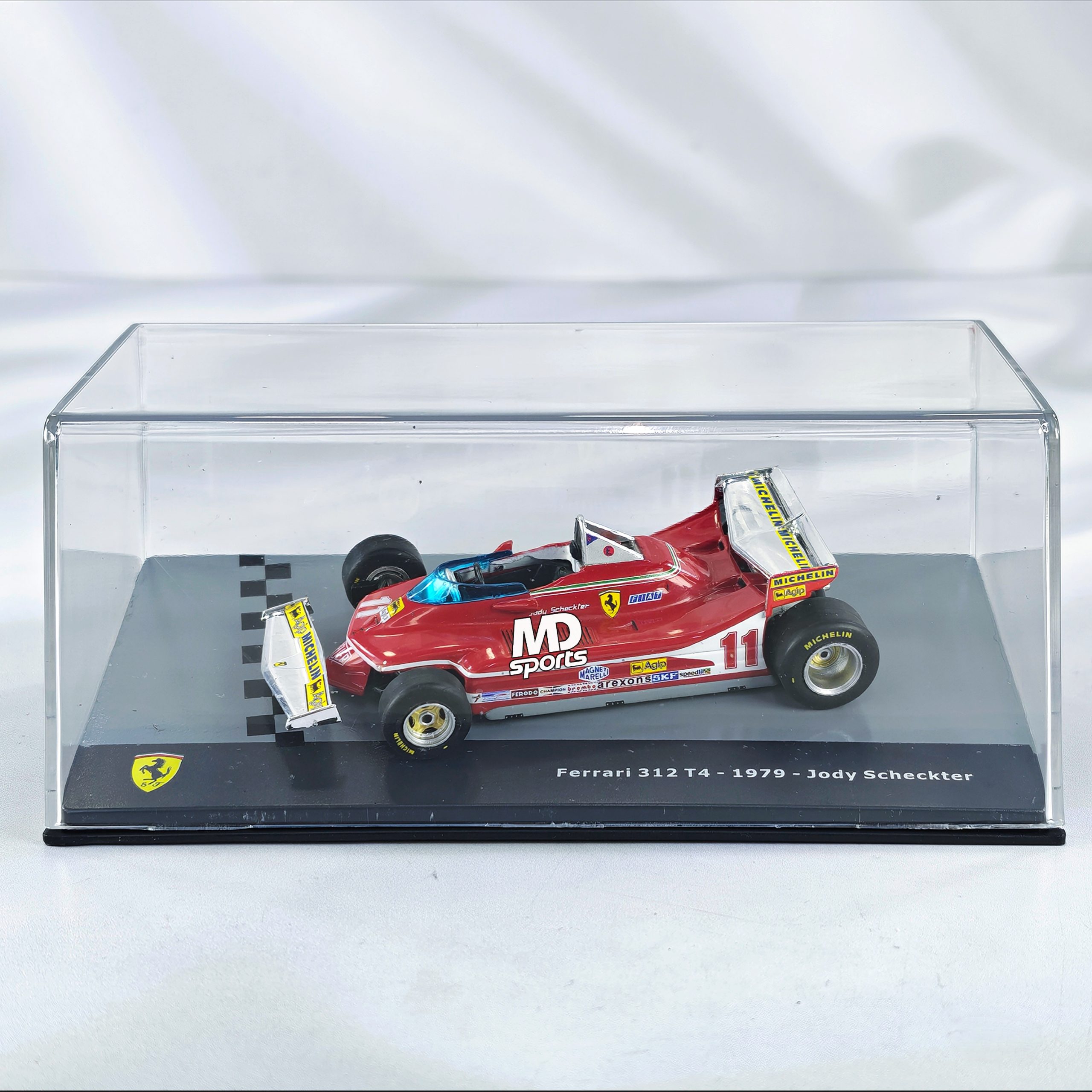 Ferrari 312 T4 1979 #11 Jody Scheckter Caja Acrilica IXO 1:43