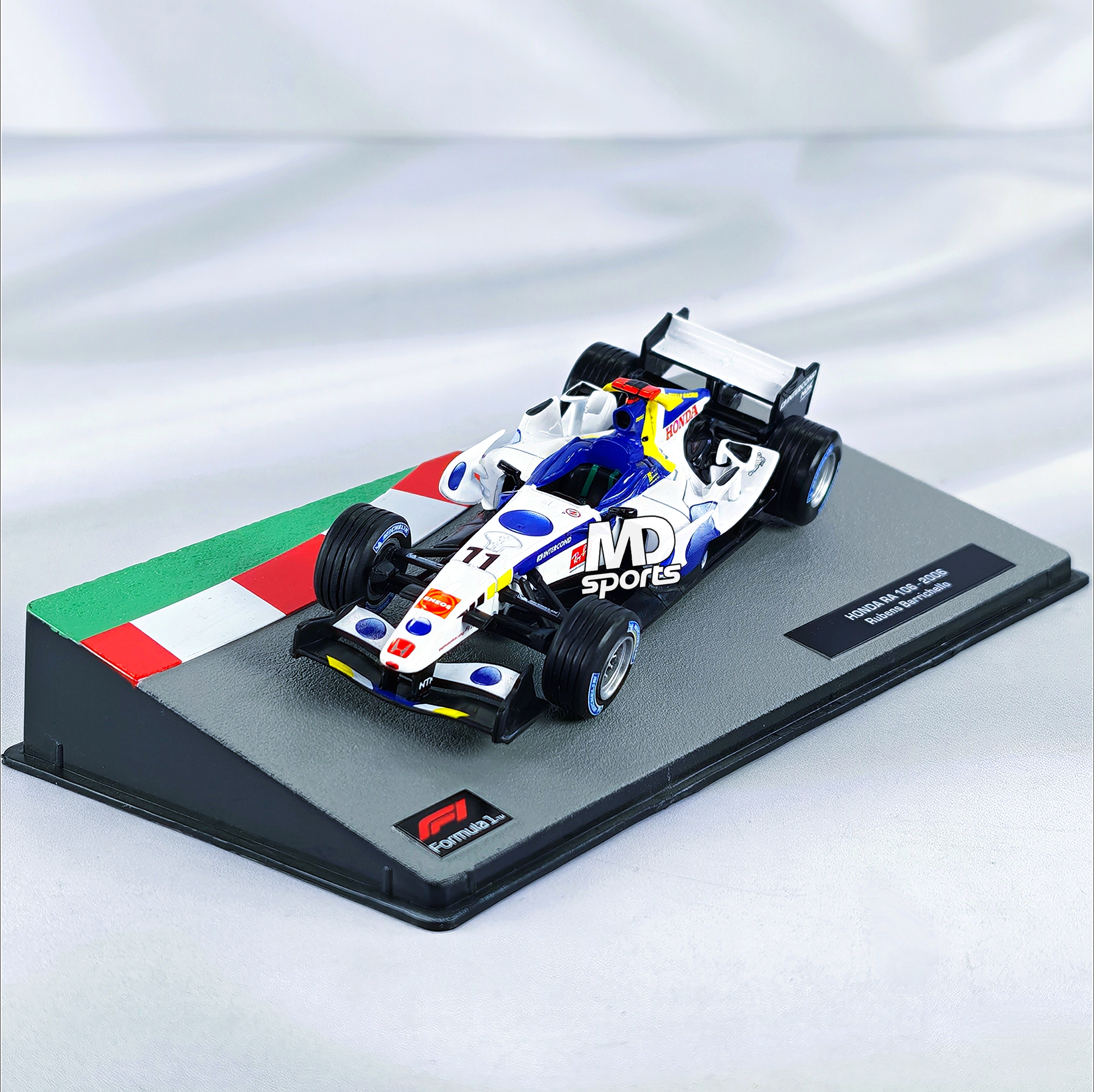 Honda RA106 GP China 2006 #11 Rubens Barrichello Caja Acrilica Altaya 1:43