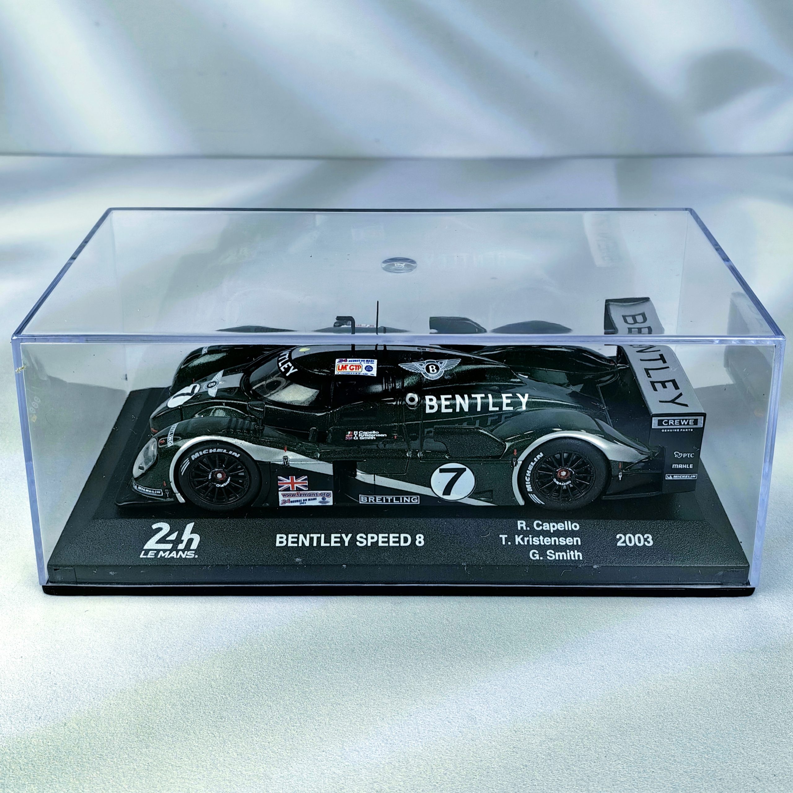 Bentley Speed 8 LeMans 2003 #7 Capello-Kristensen-Smith Caja Acrilica Altaya 1:43