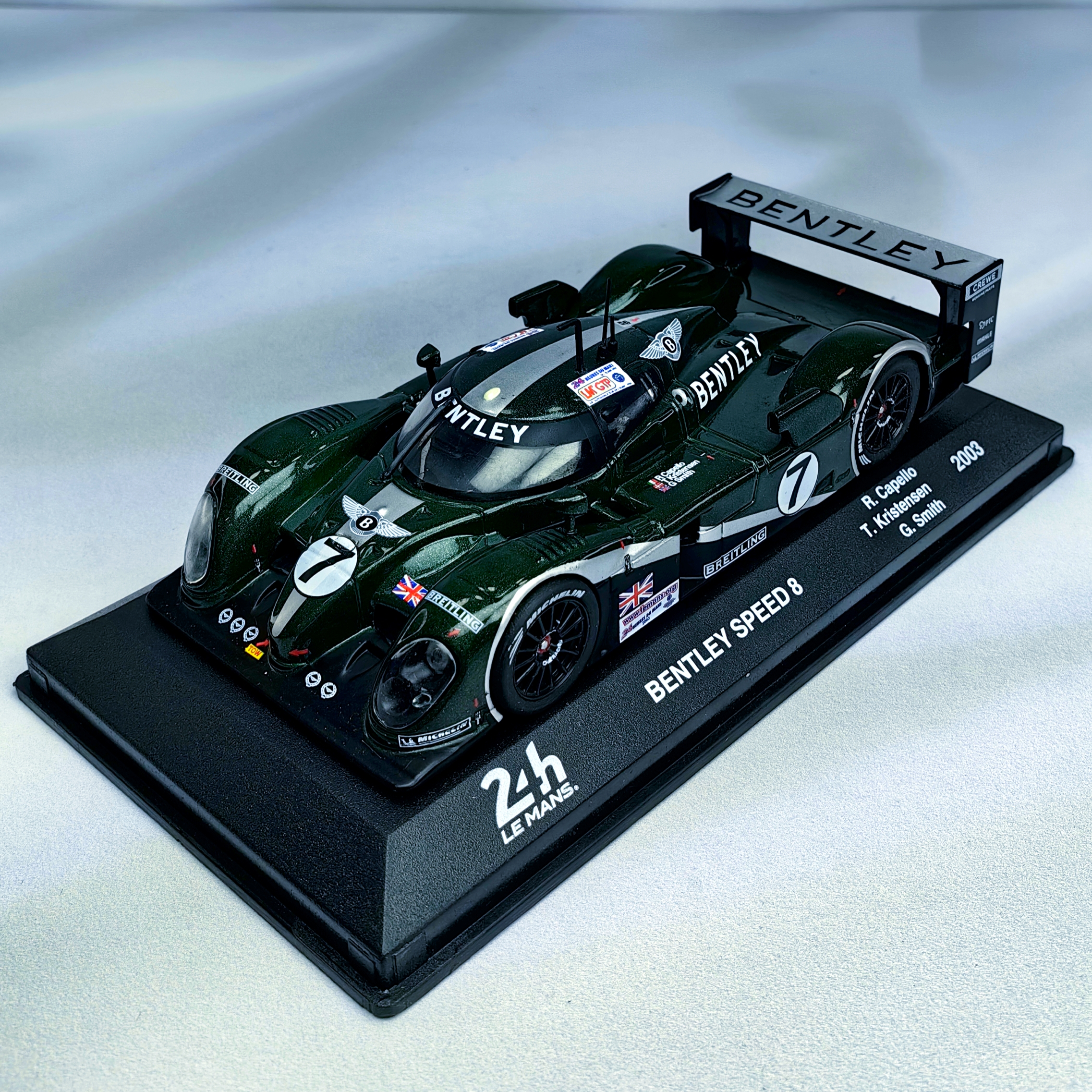 Bentley Speed 8 LeMans 2003 #7 Capello-Kristensen-Smith Caja Acrilica Altaya 1:43