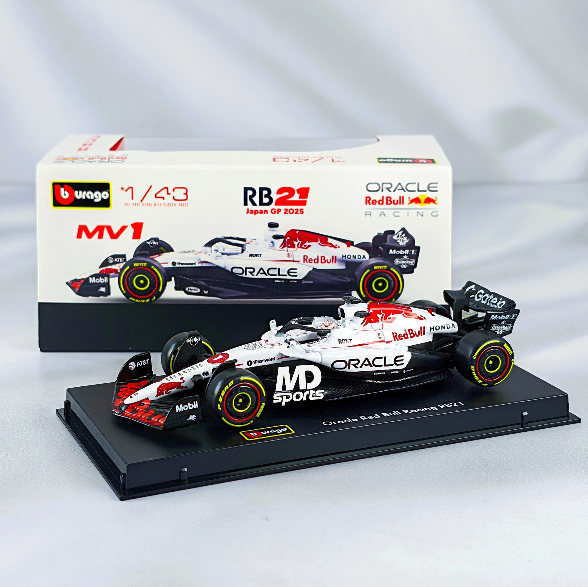 RedBull RB21 GP Japon 2025 #1 Max Verstappen Caja Acrilica Burago 1:43
