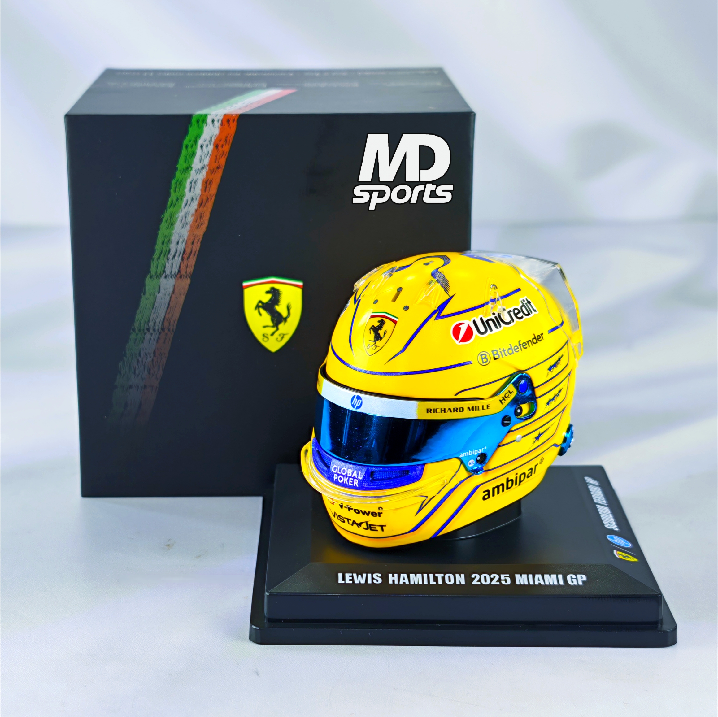 Casco Formula 1 Lewis Hamilton Ferrari GP Miami 2025 Looksmart 1:5 - Imagen 4