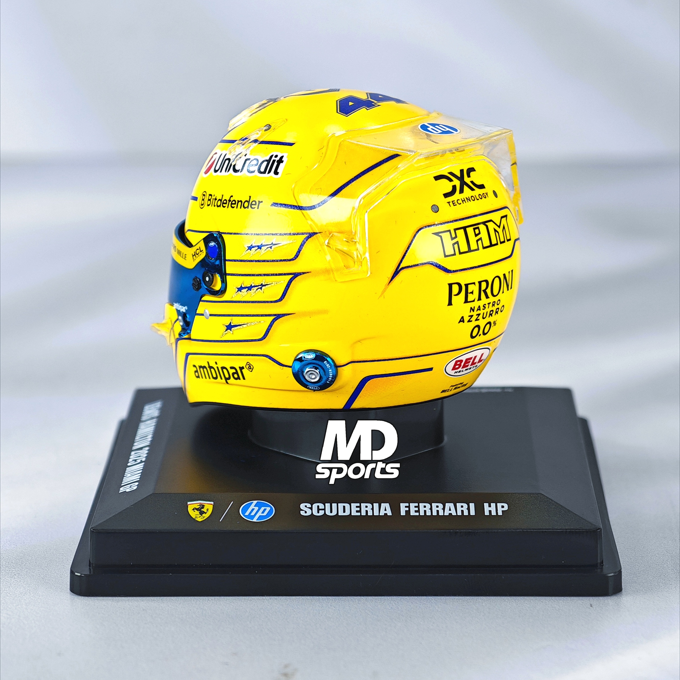 Casco Formula 1 Lewis Hamilton Ferrari GP Miami 2025 Looksmart 1:5 - Imagen 3