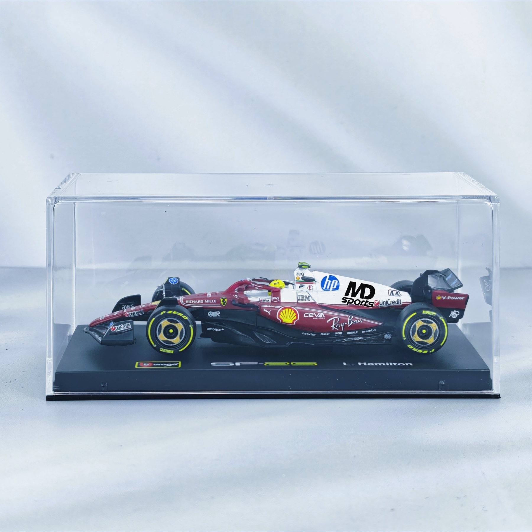 Ferrari SF-25 GP Monza 2025 #44 Lewis Hamilton Caja Acrilica Burago 1:43