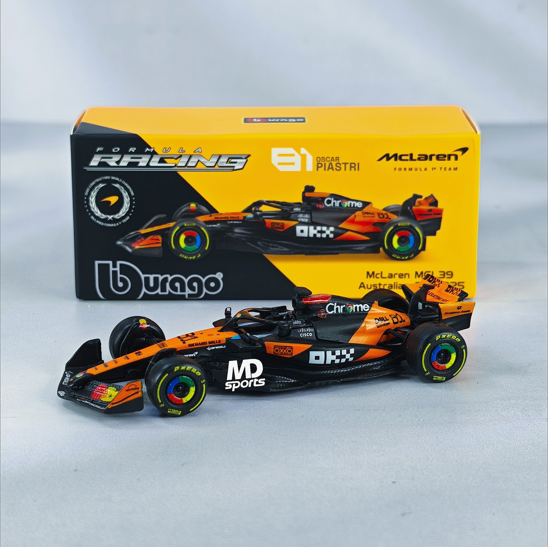 Mclaren MCL39 Australia GP 2025 #81 Oscar Piastri Con Caja Burago 1:64