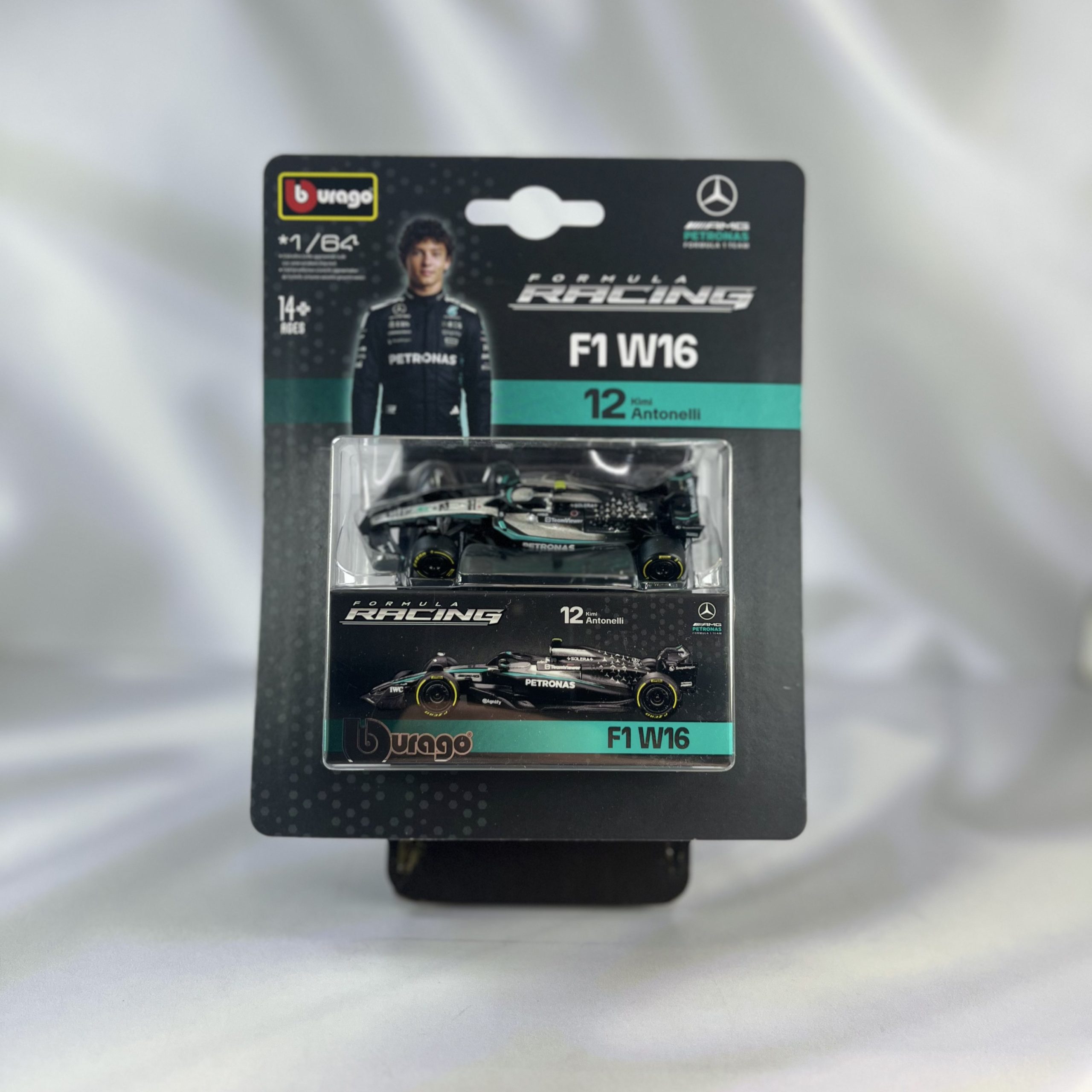 Mercedes W16 2025 #12 Kimi Antonelli Con Caja Burago 1:64