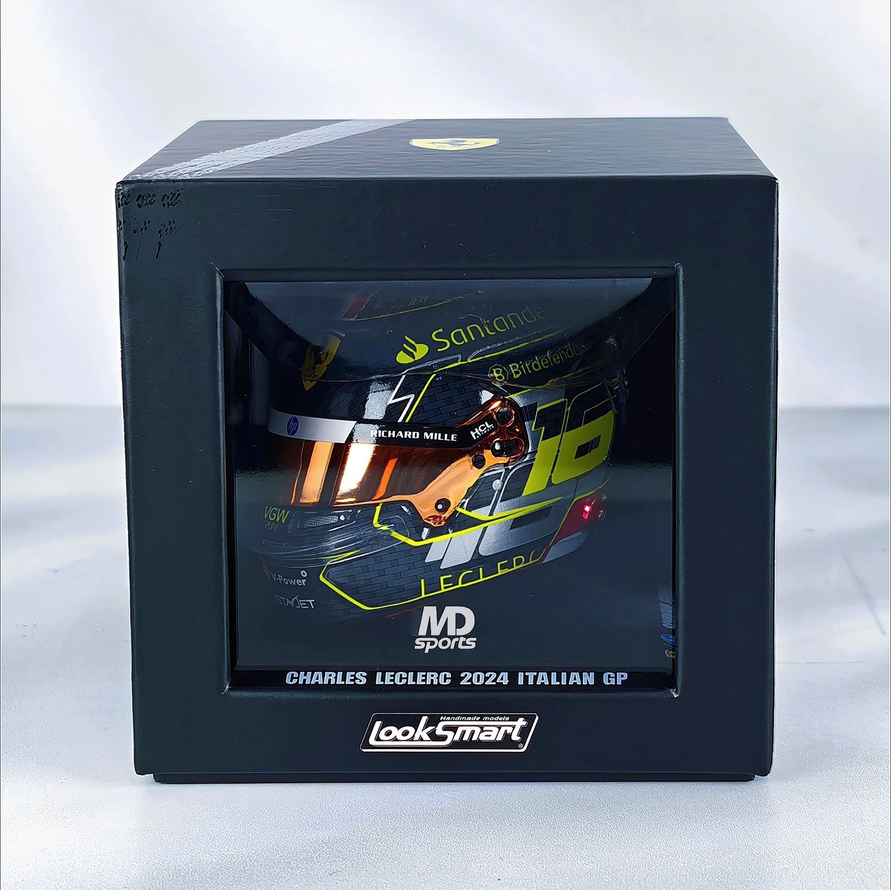 Casco Formula 1 Charles Leclerc Ferrari GP Monza 2024 Looksmart 1:5 - Imagen 5